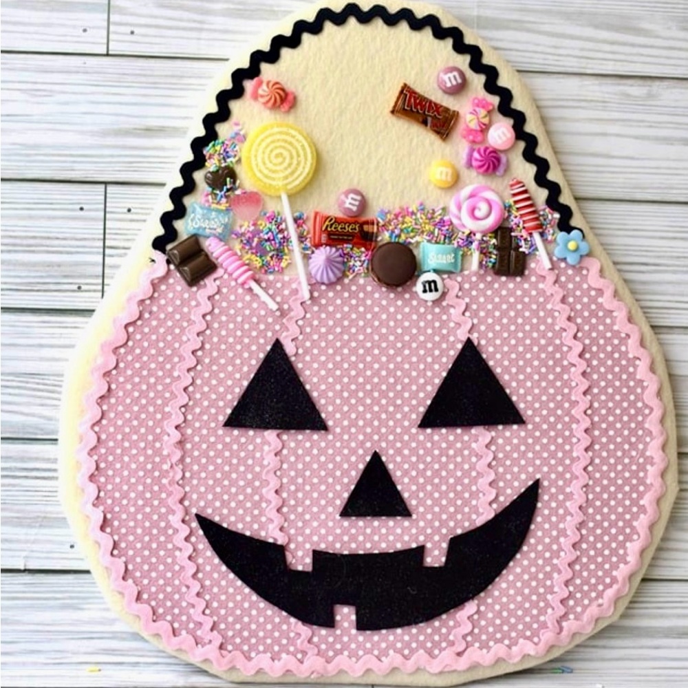 Halloween in pink / Jack O’lantern felt wreath attachment